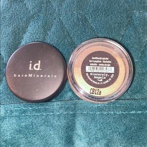 Bare Minerals eyeshadow Sincerely Angela